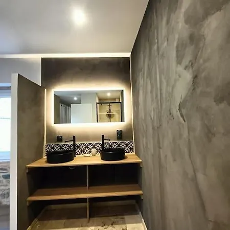 Charmante Maison De Village Le Breuil (Rhone)